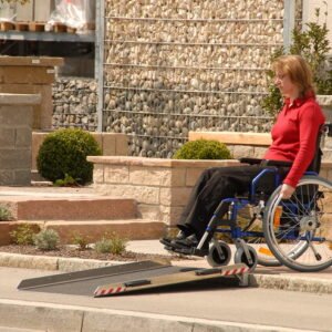 Rollstuhlrampe mit Stützfüßen - 3 bis 24,5 cm – Bild 3